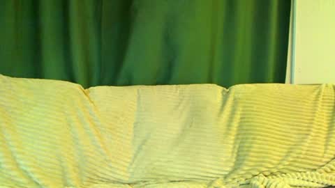 Cute face online show from April 6, 3:37 am