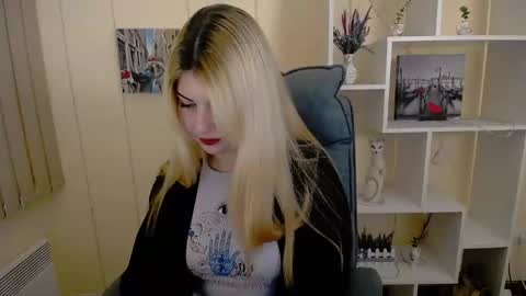 Alexya online show from February 9, 2:07 pm