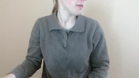 Vivian online show from April 8, 11:02 am