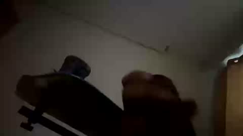 lovecumbug12 online show from July 3, 9:36 am