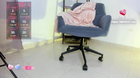 Luna  online show from February 19, 2:33 am