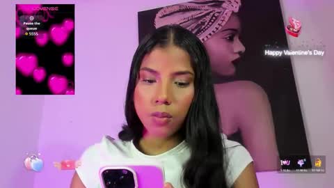 Luna  online show from November 30, 10:50 pm