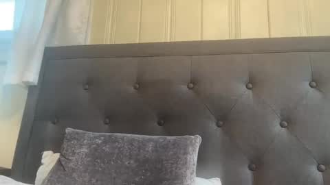 loved19 online show from March 6, 9:47 pm