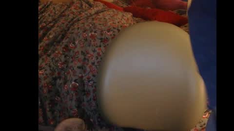 Ashley and Leon online show from March 22, 2:04 am