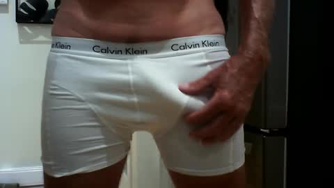 lovehairyone online show from September 8, 4:06 pm