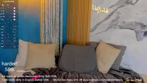 Sarah Schmidt   Boyfriend   online show from March 5, 10:41 pm