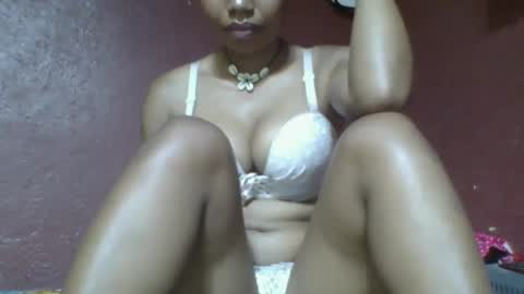 loveinlife750427 online show from March 5, 11:49 am