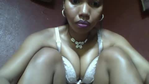 loveinlife750427 online show from March 11, 3:12 pm