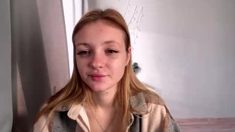 Ella online show from December 20, 7:26 am