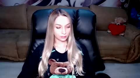 private open online show from October 7, 5:09 pm