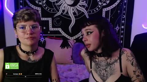 Snapshot of lovelockedlips chatting on March 11, 5:57 am Alex Violet online show from March 11, 5:57 am