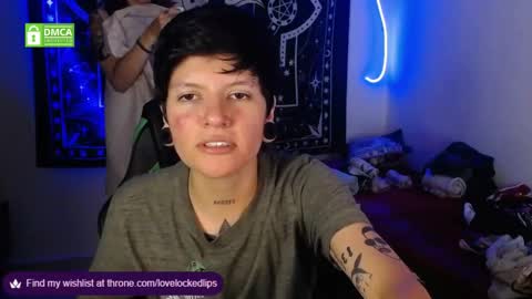 Snapshot of lovelockedlips chatting on September 14, 4:37 am Alex Violet online show from September 14, 4:37 am