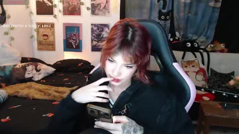 Cassie online show from May 13, 3:27 am