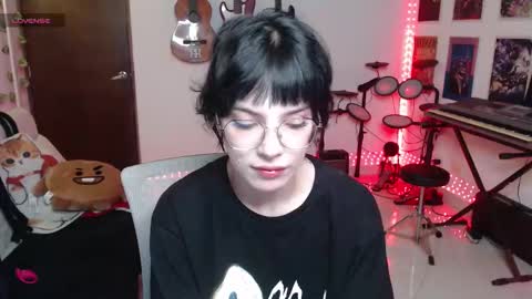 Cassie online show from October 6, 11:00 pm