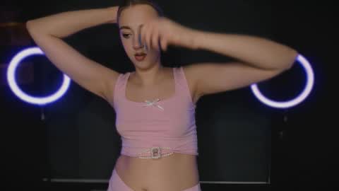 Bella 3 online show from January 9, 11:49 am