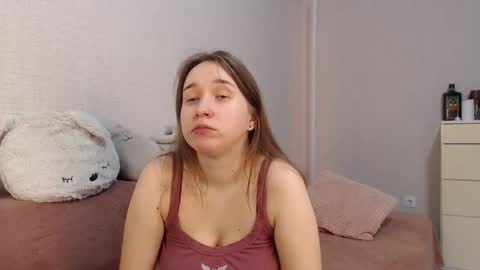 Lovely Hayley online show from February 22, 9:15 pm