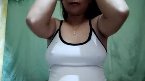 Snapshot of lovely_juday26 chatting on September 24, 1:29 pm lovely_juday26 online show from September 24, 1:29 pm