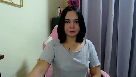 LOVE online show from November 19, 5:34 pm