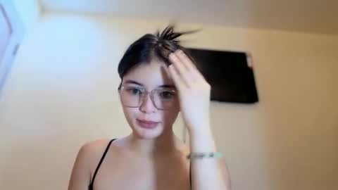 Lovely Laura online show from October 7, 12:56 pm