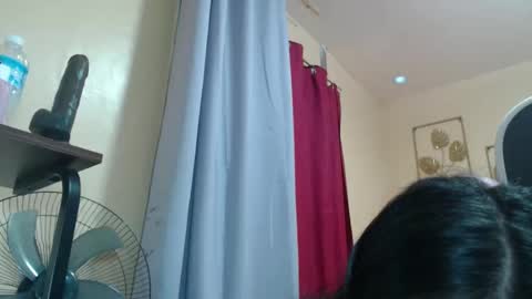 Lovely Laura online show from September 23, 7:20 pm