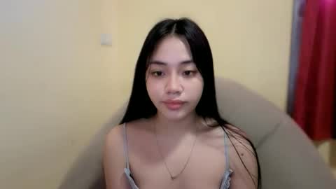 Snapshot of lovely_leah23 chatting on September 18, 7:45 am lovely_leah23 online show from September 18, 7:45 am