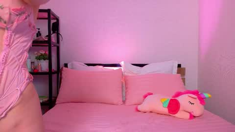 Lolly online show from October 16, 1:38 am