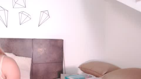 Hi guys online show from December 2, 3:32 pm