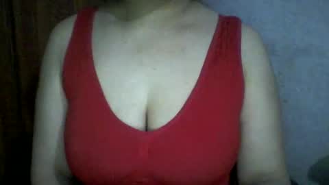 Snapshot of lovely_sweet_girl chatting on February 9, 8:32 am katrina follow me guys online show from February 9, 8:32 am