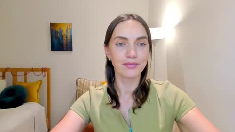 Mia online show from December 29, 2:42 pm