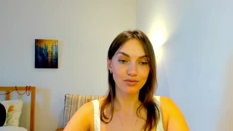 Mia online show from December 23, 10:21 am