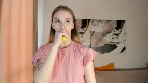 lovelygracee online show from October 13, 1:13 pm