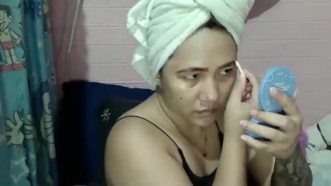 LocwlyLSYlYNXXX online show from November 3, 8:37 am