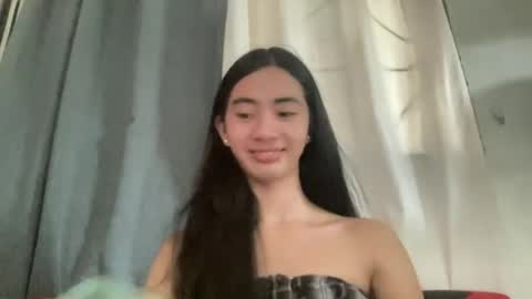 lovelyours_kishia online show from June 29, 6:10 am