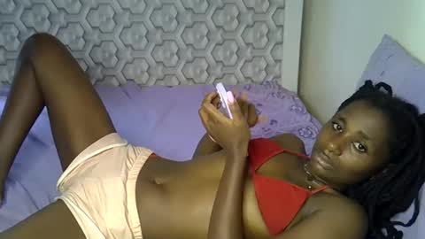 lovelytin online show from February 15, 7:51 am