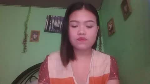 lovemae352295 online show from November 15, 6:04 am