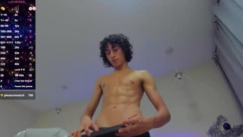 loverboy8_ online show from January 5, 4:58 am