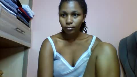 lovergal257 online show from April 22, 4:52 am