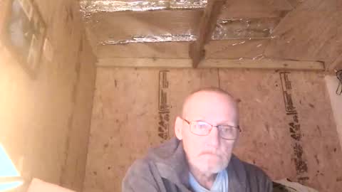 just here to have fun and cum online show from December 5, 12:58 pm