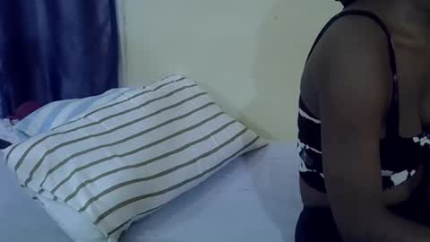 loveslut_ online show from September 18, 3:54 am