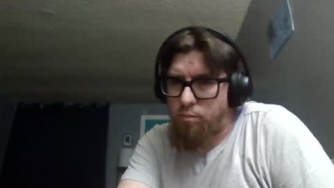 lovethsebigtits9 online show from August 4, 9:38 am