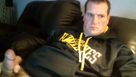 lovetocum37 online show from December 23, 4:51 am