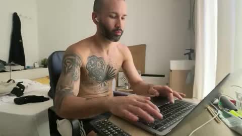loveweed22 online show from May 28, 2:26 pm
