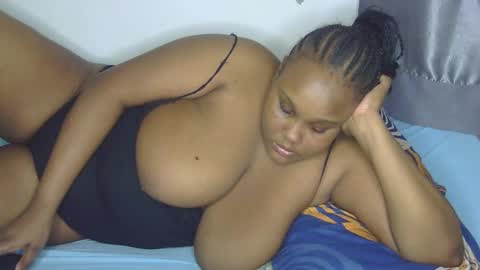 loveytiana online show from April 18, 7:07 pm