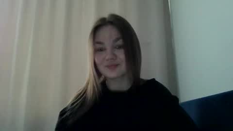 loviesimone online show from April 8, 10:29 am