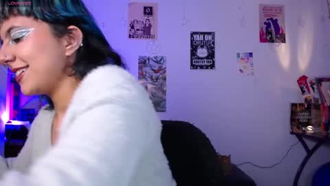 loving_alma online show from February 13, 1:09 am