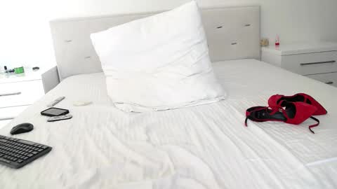 Cristina online show from February 25, 11:10 am