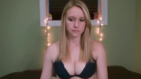 Summer online show from March 12, 9:35 pm