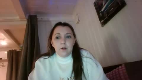 SexyInnocentGirl online show from February 20, 7:43 am
