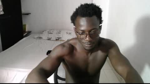 Lowmay palacios online show from April 20, 6:33 pm