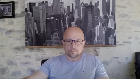 Espigle online show from May 15, 7:50 am
